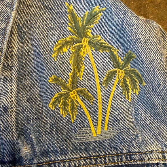Levi's Blue Denim Jacket with Palm Trees - Picture 3 of 5